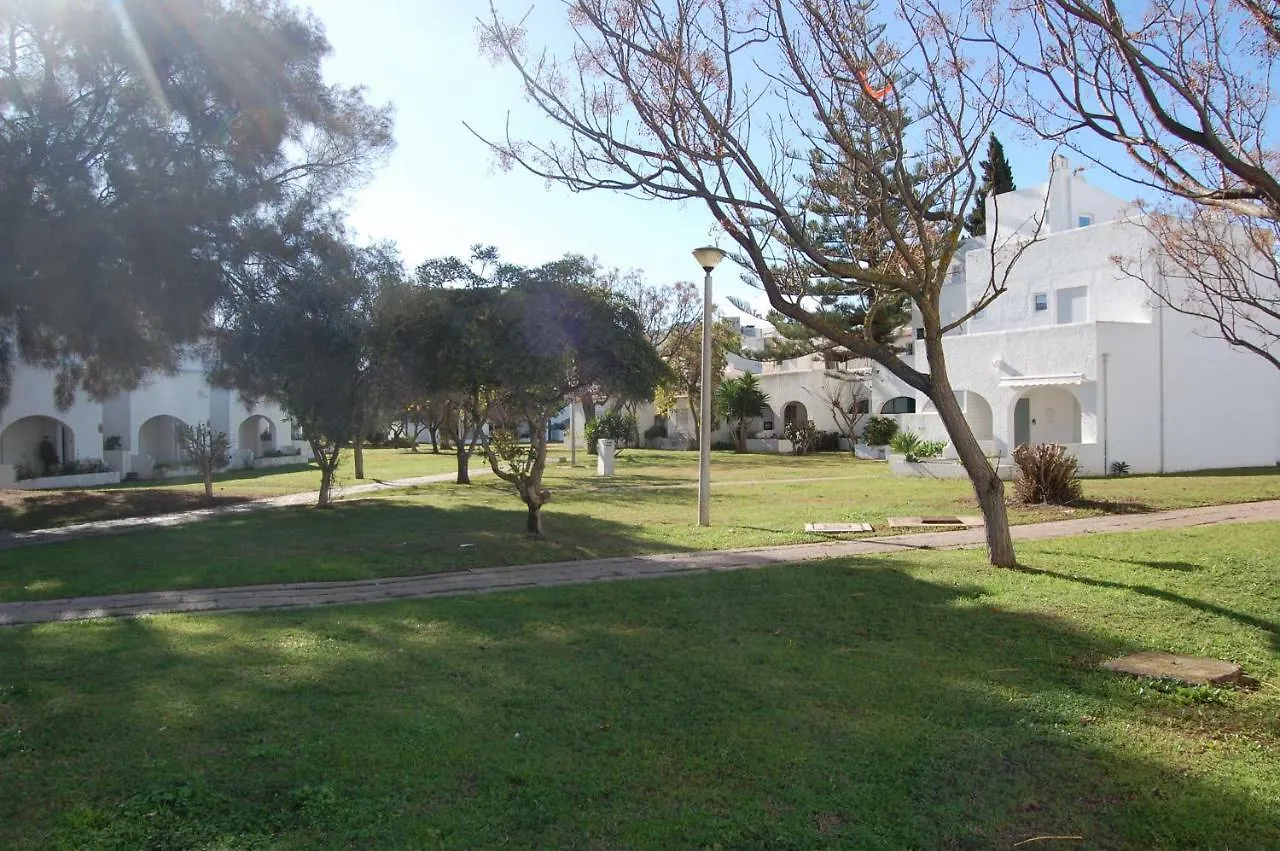 Lovelystay - Green Oasis Villa Vilamoura Portugal